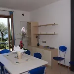 شقة Apartmentsgarda - Canevini توري ديل بيناكو