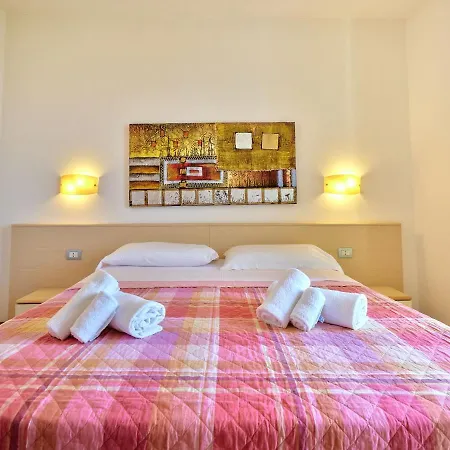 Apartmán Apartmentsgarda - Canevini Torri Del Benaco