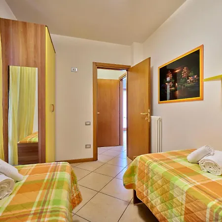 Apartmentsgarda - Canevini * 托里德尔贝纳科
