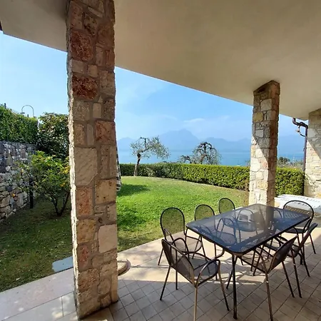 Apartmentsgarda - Canevini شقة