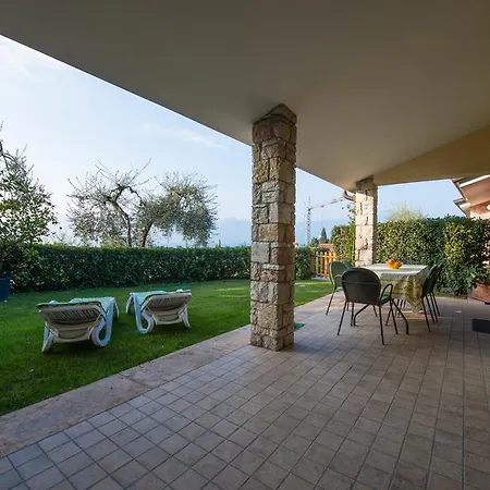 Apartment Apartmentsgarda - Canevini Torri Del Benaco