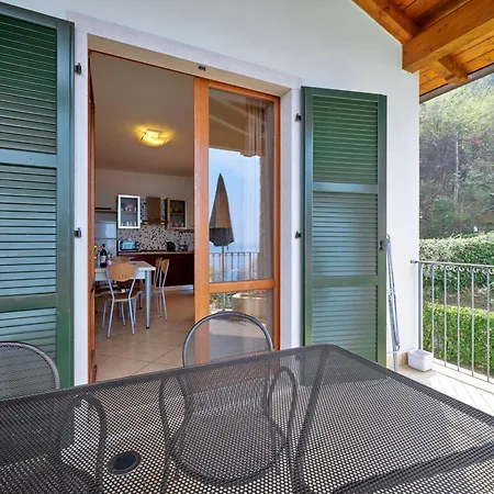 Apartmentsgarda - Canevini Torri Del Benaco