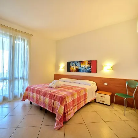 Apartmentsgarda - Canevini Apartment Torri Del Benaco