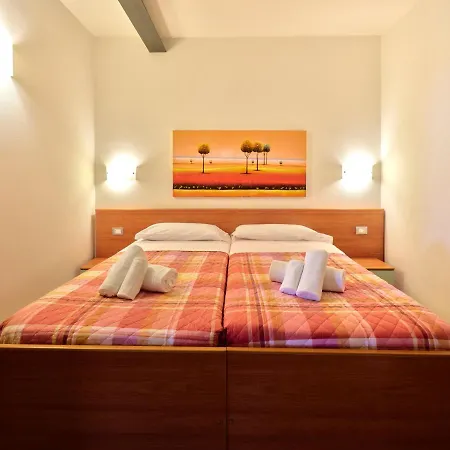 Apartmentsgarda - Canevini Apartment Torri Del Benaco