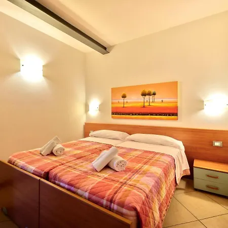 Apartmentsgarda - Canevini Torri Del Benaco