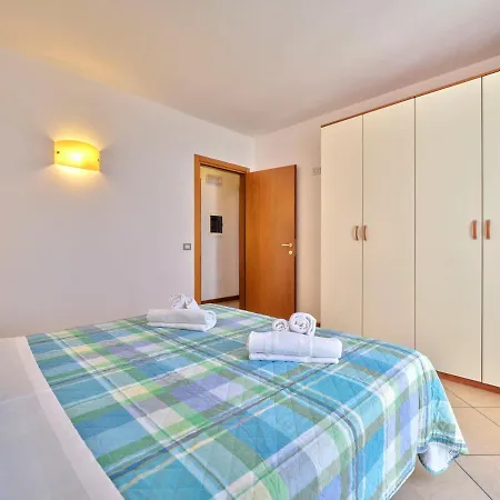 Apartmentsgarda - Canevini Apartment