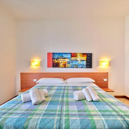 Apartmentsgarda - Canevini * Torri Del Benaco