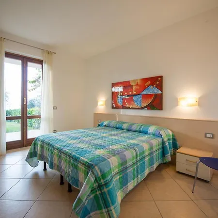 Apartmentsgarda - Canevini Apartamento *