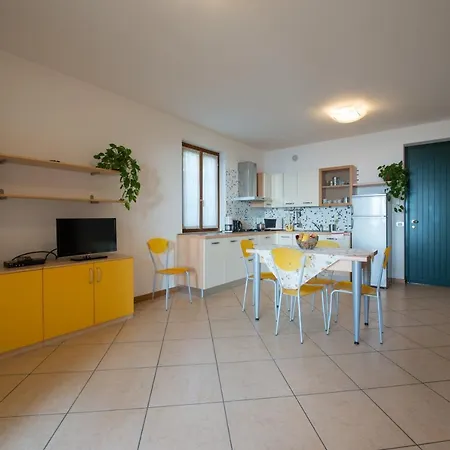 Apartmentsgarda - Canevini Torri Del Benaco