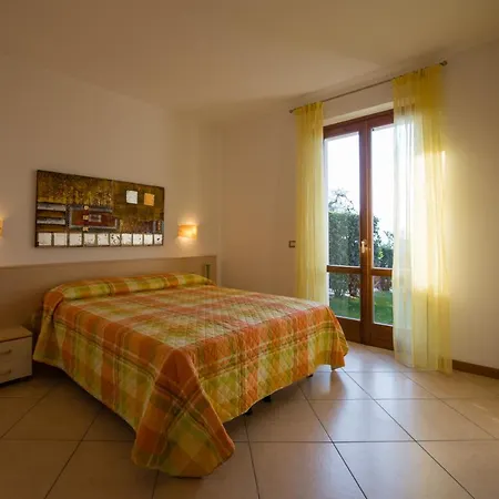 Apartmentsgarda - Canevini Apartamento *