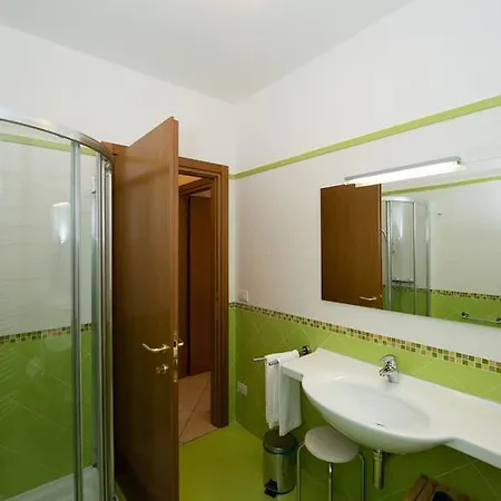 Apartmentsgarda - Canevini